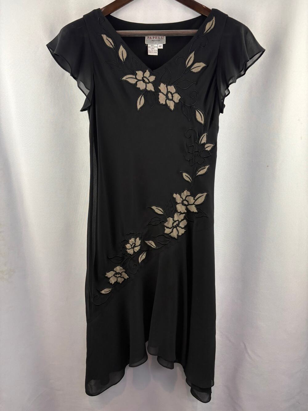 Women’s Papell Size 4P Black Chiffon Dress w/ Floral Embroidery